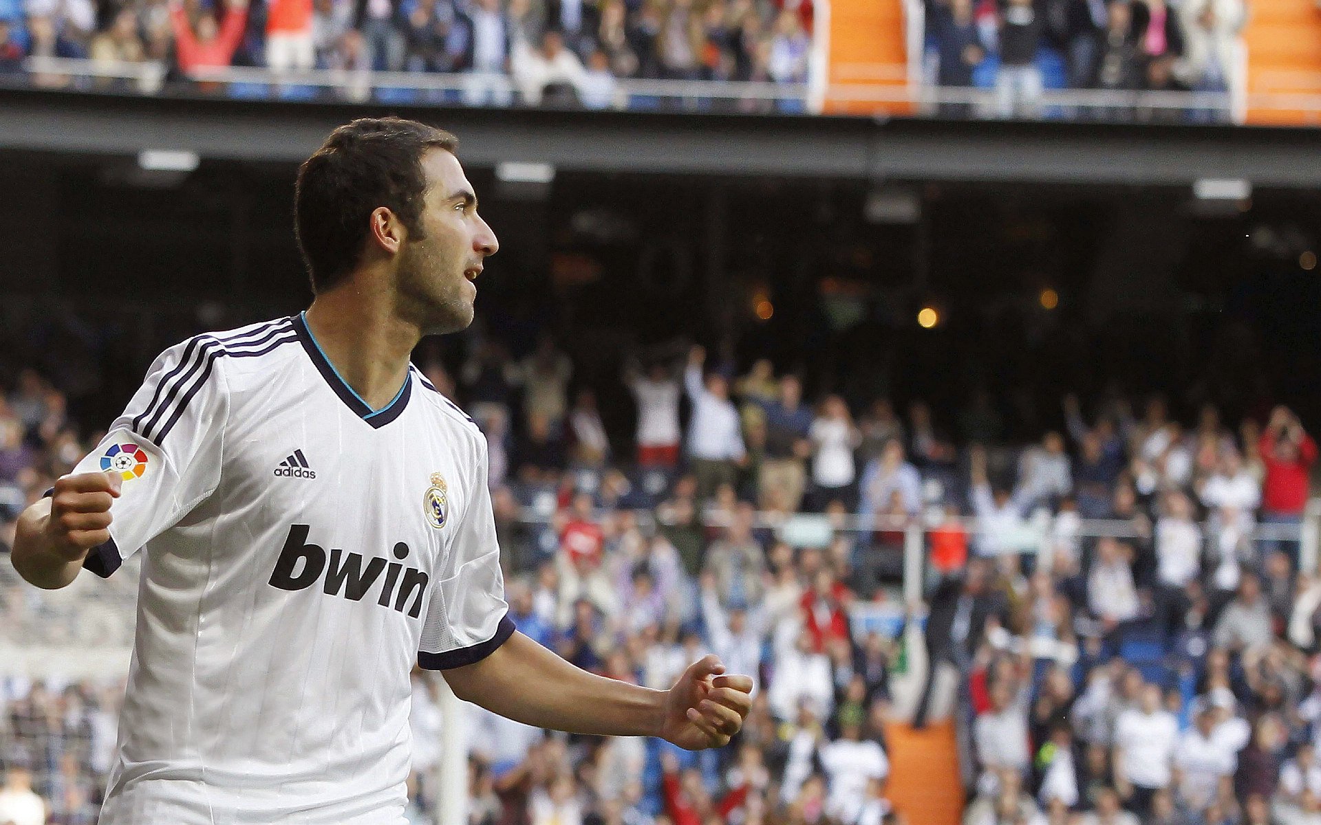 DB电竞官网登录-欧冠半决赛之夜，萨拉赫关键战不手软