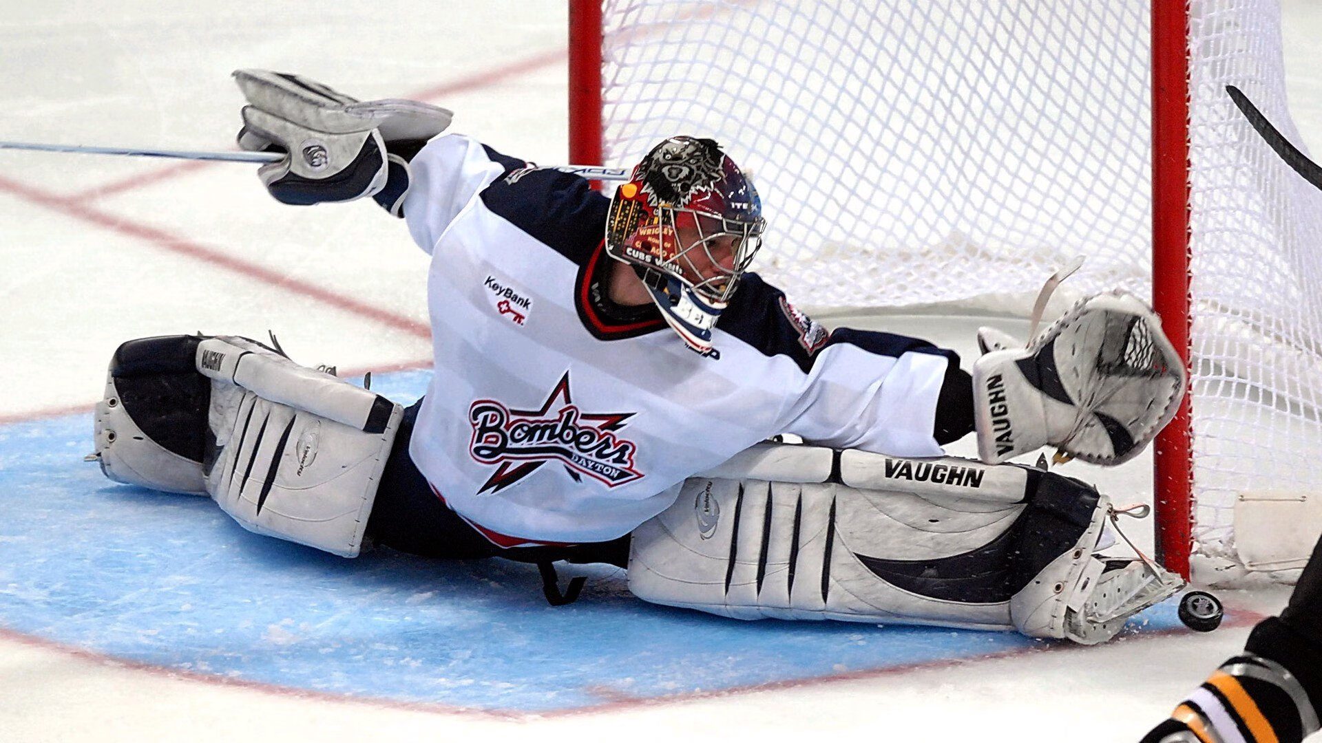 猛龙最后时刻击败深圳队，霍勒迪在年度焦点之战接管比赛